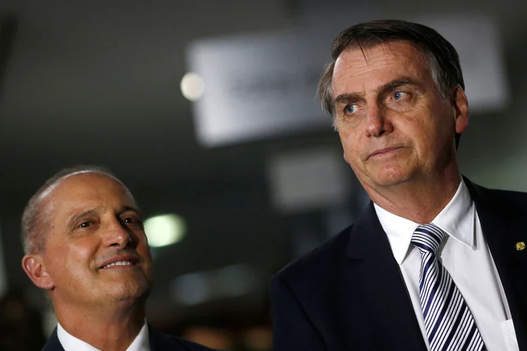 Onyx Lorenzoni e Jair Bolsonaro: novo governo cria cargo para melhorar articulação com o Congresso (Adriano Machado/Reuters)