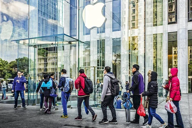 Loja da Apple nos Estados Unidos: as vendas de iPhones esfriaram, mas a receita segue em alta | AGB Photo / 