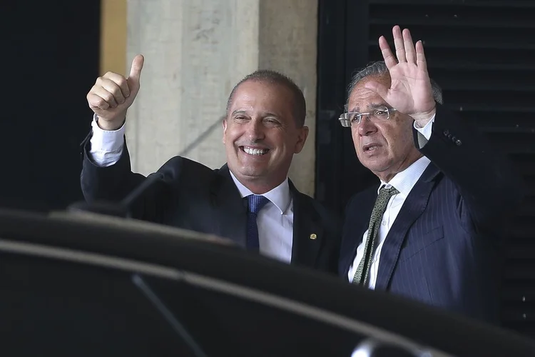 Onyx Lorenzoni e Paulo Guedes: ministros se reúnem no Palácio do Planalto (Valter Campanato/Agência Brasil)