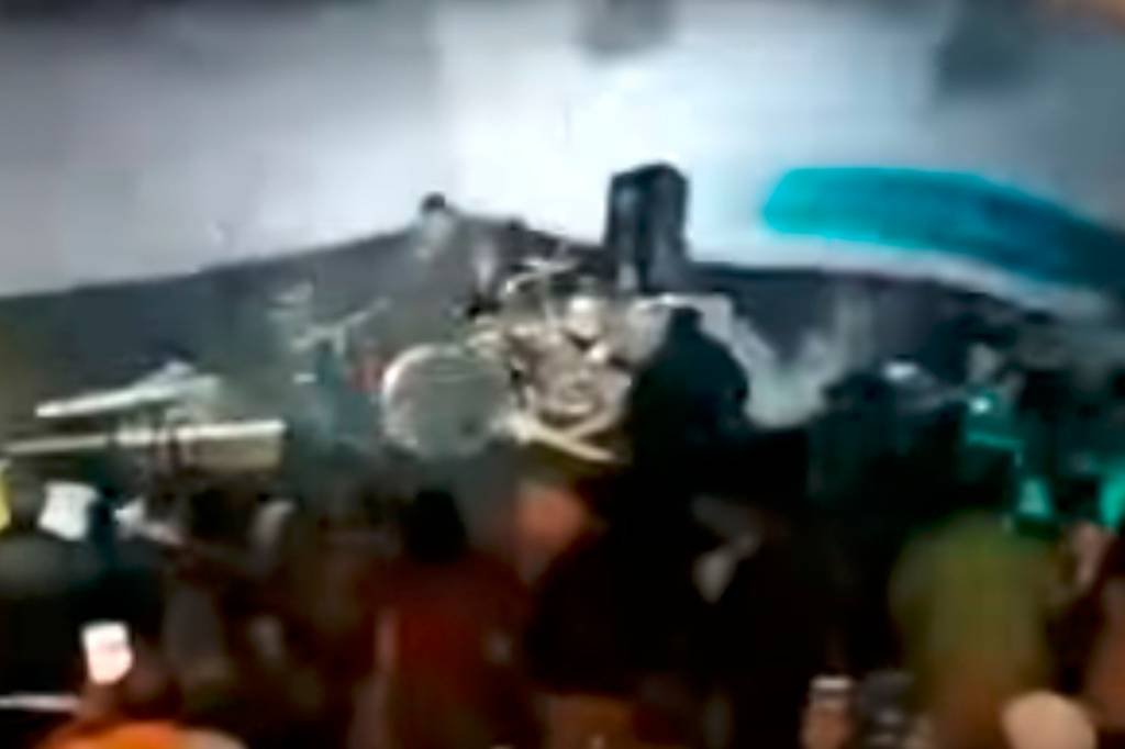 Vídeo mostra o momento em que tsunami atinge show ao ar livre