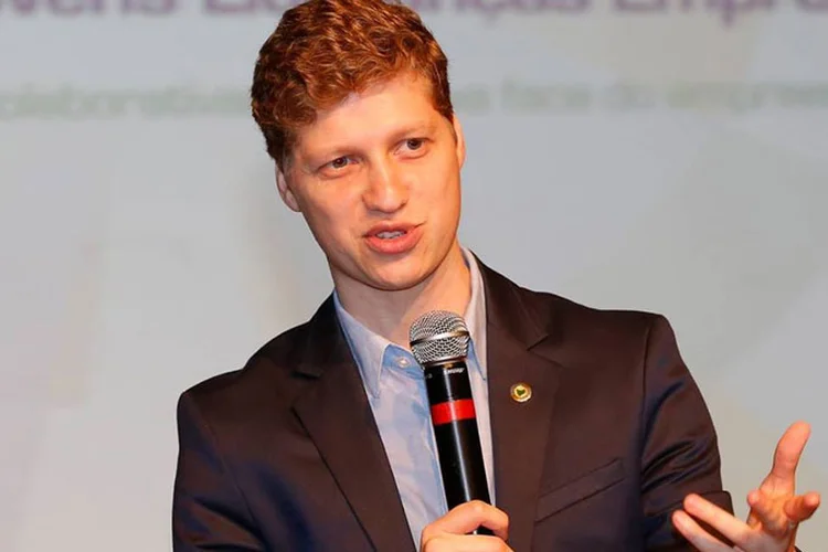 Marcel Van Hattem: candidato à presidência da Câmara aos 33 anos pelo Novo, quer promover uma reforma estrutural na Casa (Claiton Dornelles/Redes Sociais/Reprodução)