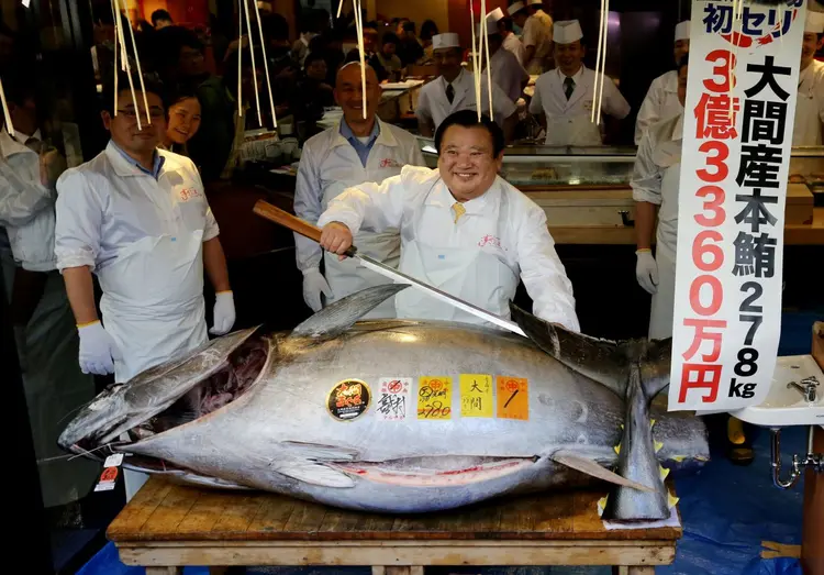 Atum: "O atum parece tão saboroso e muito fresco, mas acho que paguei muito", disse Kimura (Kim Kyung-Hoon/Reuters)