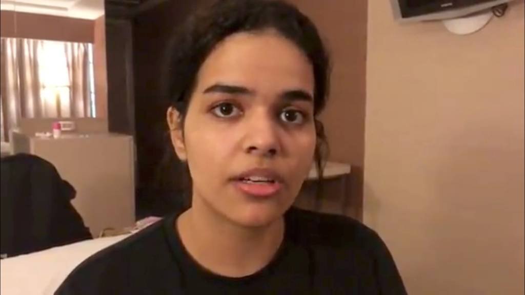 Jovem saudita que fugiu da família encerra conta no Twitter após "ameaças"