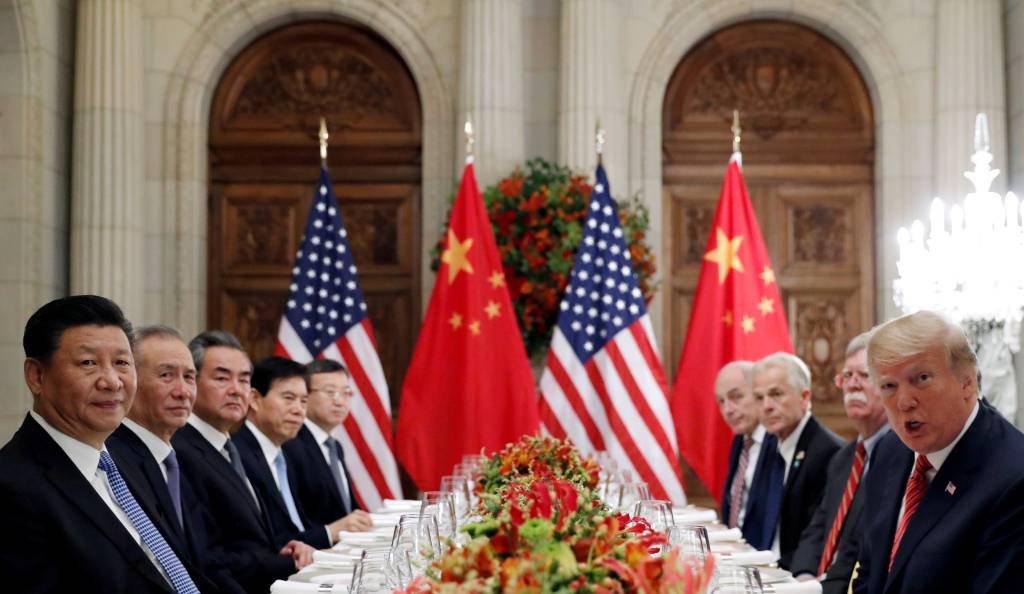 Trump diz que EUA estão tendo sucesso com a China sobre comércio