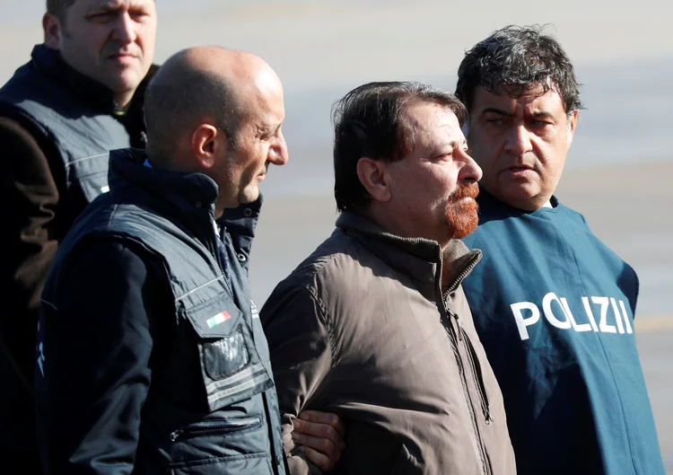 Cesare Battisti: fugitivo italiano retornou à Itália depois de ser preso na Bolívia em janeiro (Max Rossi/Reuters)