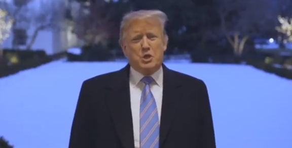 Trump defende a construção do muro na fronteira com México em vídeo