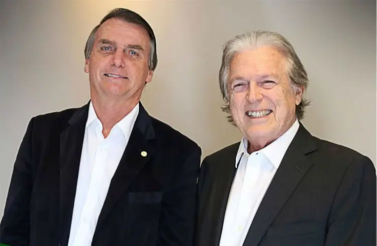 O presidente da república, Jair Bolsonaro, e o presidente do PSL, Luciano Bivar (Facebook/Reprodução)