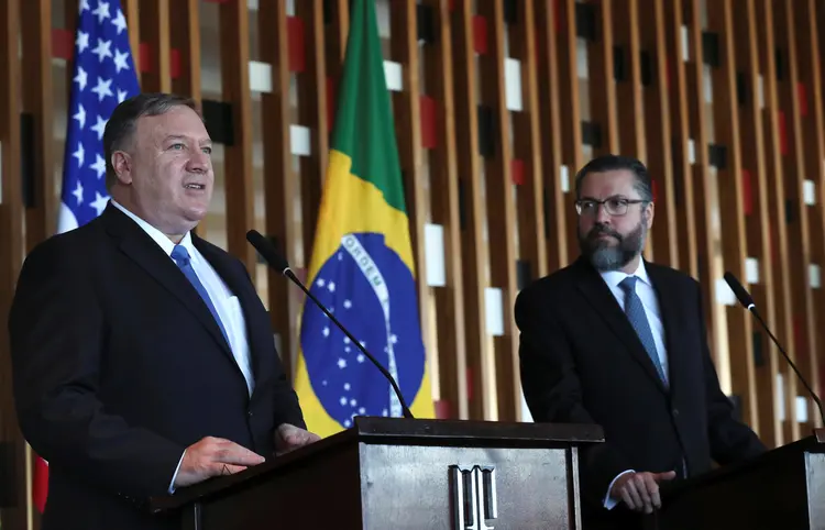 Pompeo e Ernesto: o secretário americano veio ao Brasil na posse de Bolsonaro (Ricardo Moraes/Reuters)