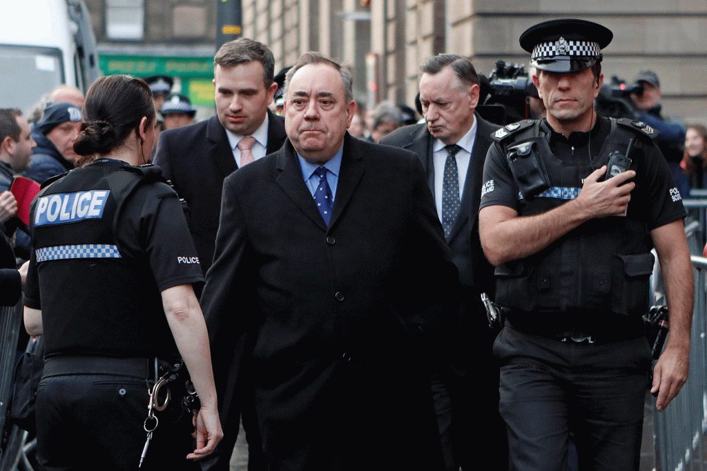 Alex Salmond: Ex-primeiro-ministro foi preso nesta quinta (Russell Cheyne/Reuters)