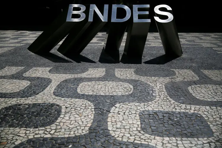 BNDES: o banco acumulou uma divida de R$ 340 bilhões com o Tesouro Nacional desde 2015 (Pilar Olivares/Reuters)