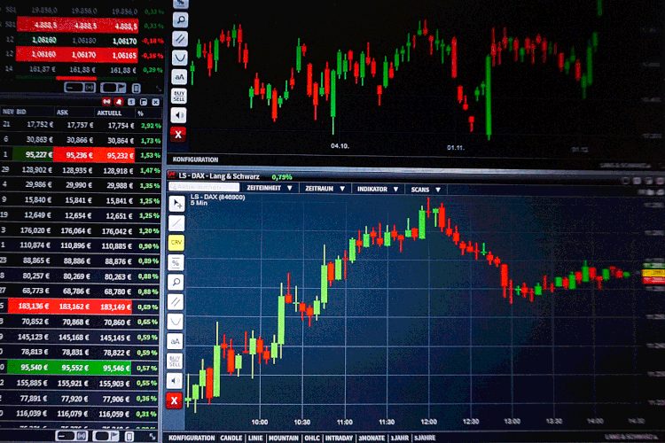 Ibovespa: A 97.677,19 pontos, bolsa paulista atingiu recorde de fechamento (Pixabay/Reprodução)