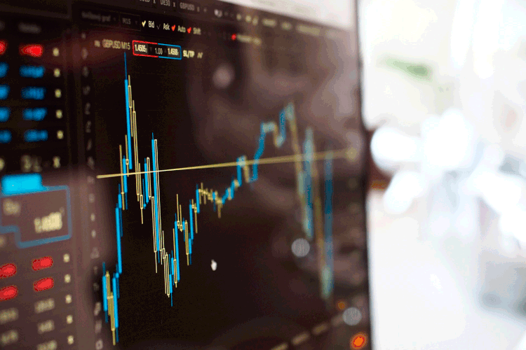 Bovespa: bolsa cai nesta segunda-feira (Pixabay/Reprodução)