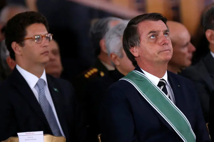 Jair Bolsonaro e Ricardo Salles, em cerimônia de diplomação para os novos comandantes do Exército em 11/01 (Adriano Machado/Reuters)