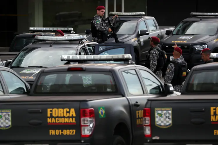 Força Nacional faz operação, após onda de violência no Ceará (Paulo Whitaker/Reuters)