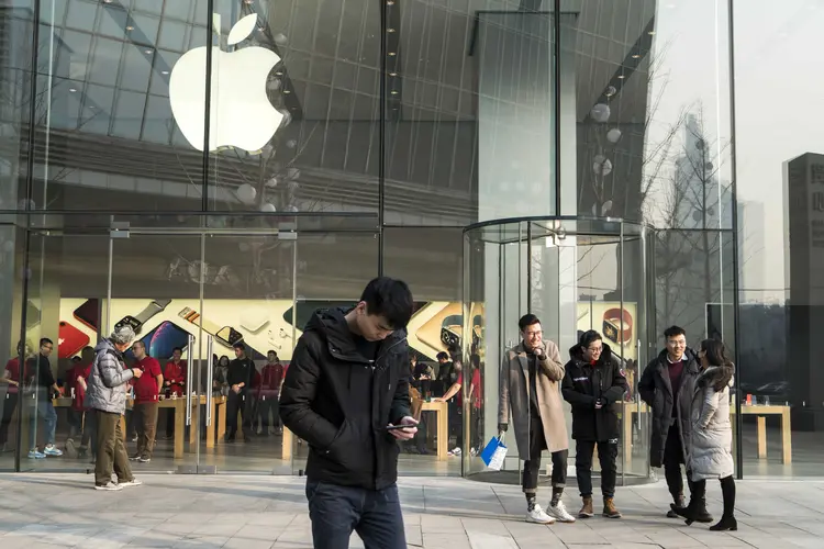 Loja da Apple em Beijing, na China: empresa diz que não antecipou nível da desaceleração nos emergentes (Giulia Marchi/Bloomberg)