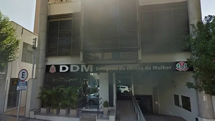 Delegacia de Defesa da Mulher é responsável pela investigação (Google street view/Reprodução)