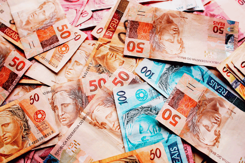 Brasileiros já pagaram R$ 300 bilhões em impostos desde o início do ano