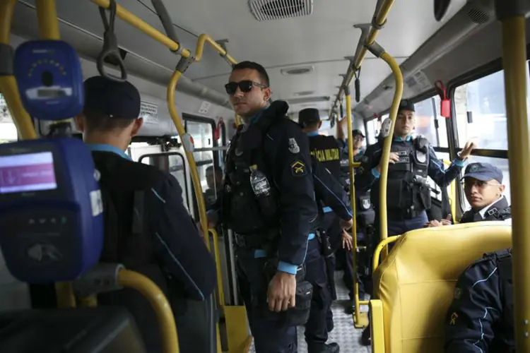 Fortaleza, Ceará: após a série de ataques no estado, a Força Nacional de Segurança Pública está fazendo o policiamento ostensivo nas ruas em apoio aos agentes de segurança do estado (José Cruz/Agência Brasil)