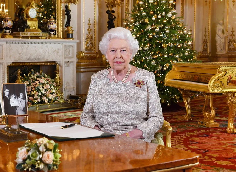 Elizabeth II lamentou a "devastação" as "vidas perdidas" que o rompimento da barragem (John Stillwell - WPA Pool/Getty Images)