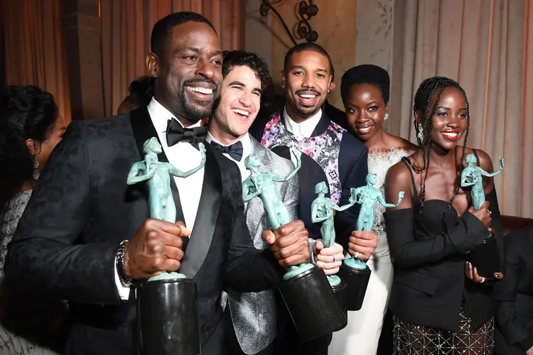Elenco do filme "Pantera Negra", Glenn Close e Rami Malek foram os grandes vencedores do prêmio do SAG Awards (Kevin Mazur/Getty Images)