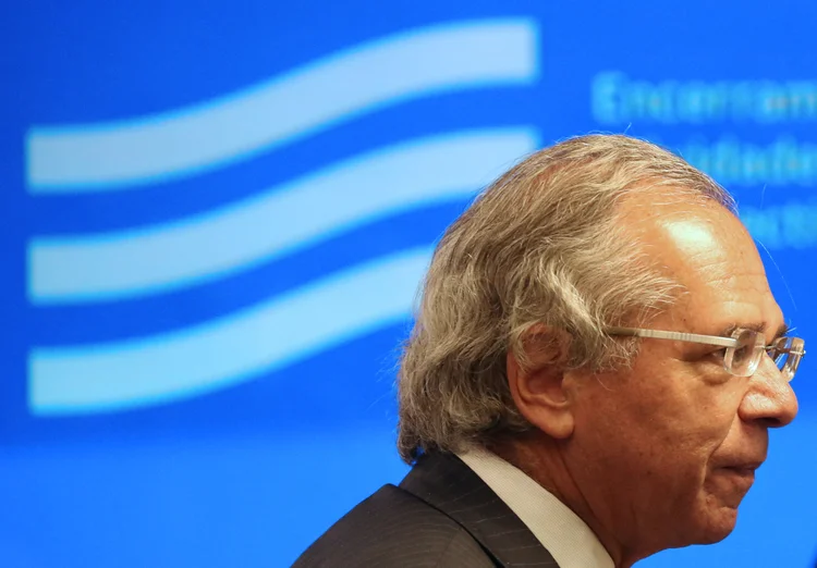 Paulo Guedes, ministro da Economia, lidera a discussão sobre a proposta (Sergio Moraes/Reuters)