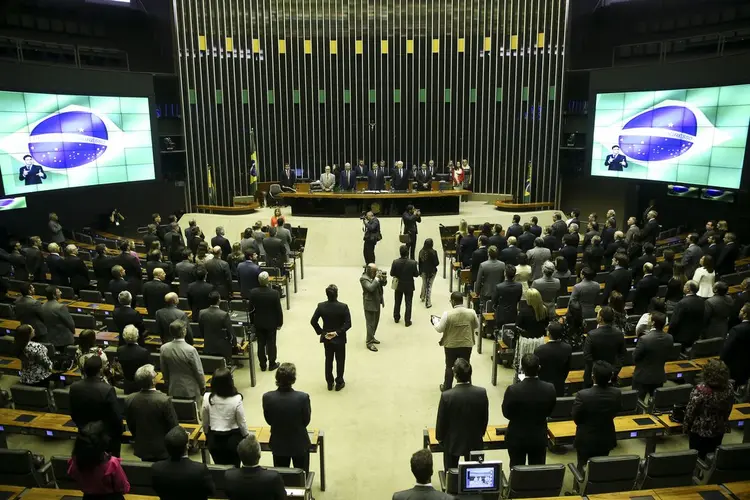 Câmara dos Deputados: projeto de decreto legislativo que susta o decreto presidencial foi apresentado pela deputada Marília Arraes (PT-PE) (Marcelo Camargo/Agência Brasil)