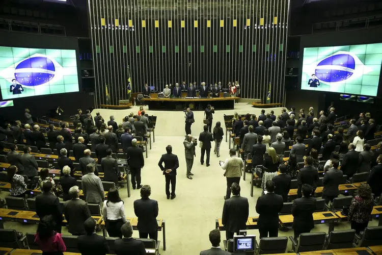 Câmara dos Deputados: líderes atacam dois pontos considerados importantes pela equipe econômica (Marcelo Camargo/Agência Brasil)