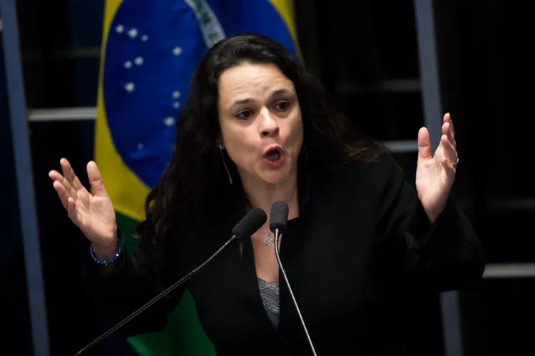 Janaína Paschoal: a deputada estadual pelo PSL-SP tem tecido duras críticas ao próprio partido (Marcelo Camargo/Agência Brasil)