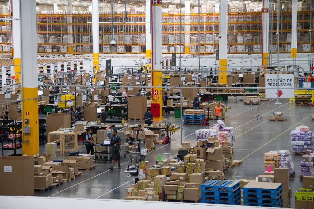 Amazon lança serviço de entrega no Brasil com 120 mil produtos