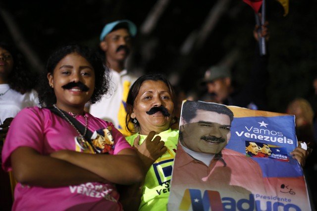Venezuela: Maduro diz que fica, Guaidó planeja volta às ruas
