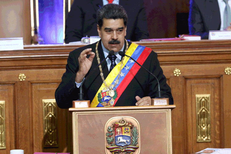 Maduro: vários países passaram a reconhecer o líder da oposição como presidente interino da Venezuela (Miraflores Palace/Handout/Reuters)