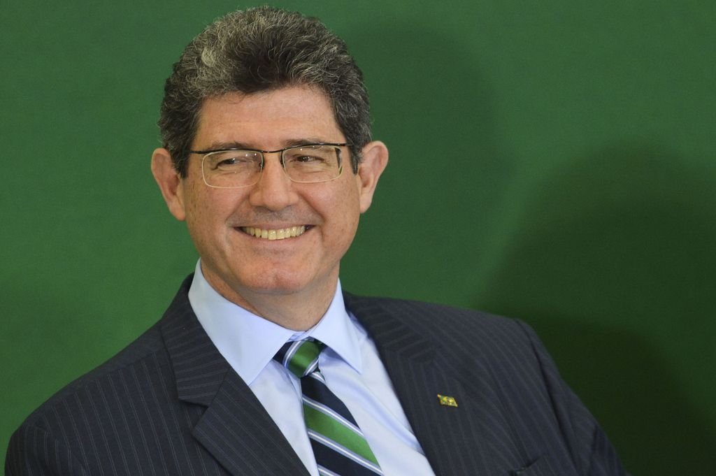 Joaquim Levy defende Previdência e pede abertura de capital da Caixa