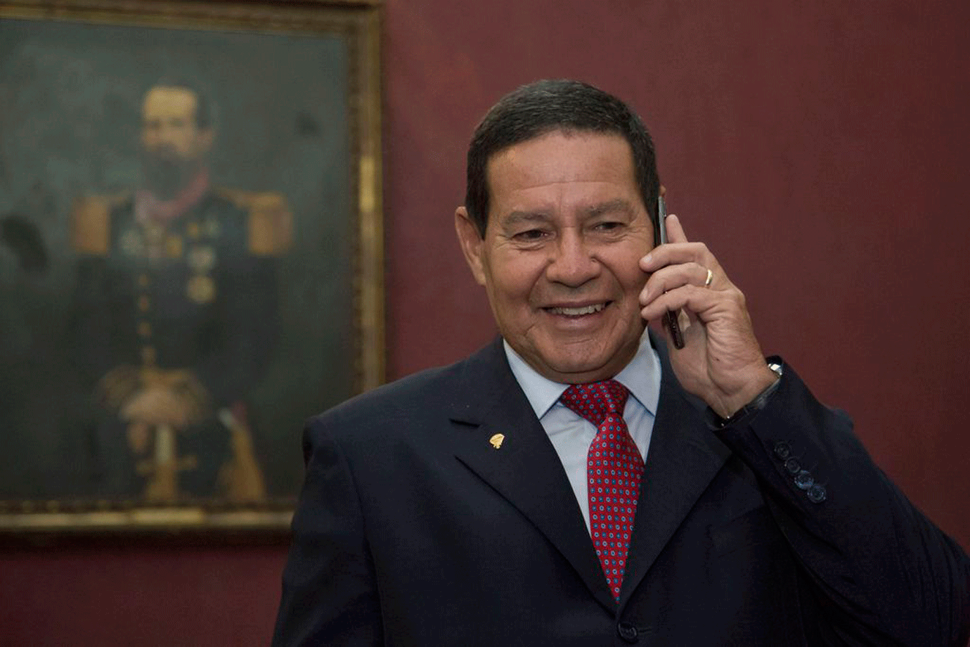 Mourão diz que decreto da LAI reduz burocracia e garante transparência