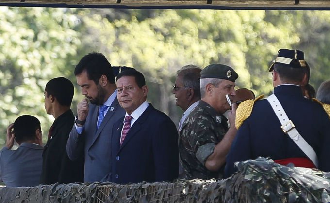 Reforma da Previdência é só uma e inclui militares, diz Mourão