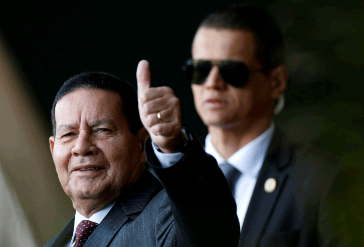 Hamilton Mourão: Vice-presidente afirma que Antonio foi perseguido por ser seu filho (Adriano Machado/Reuters)