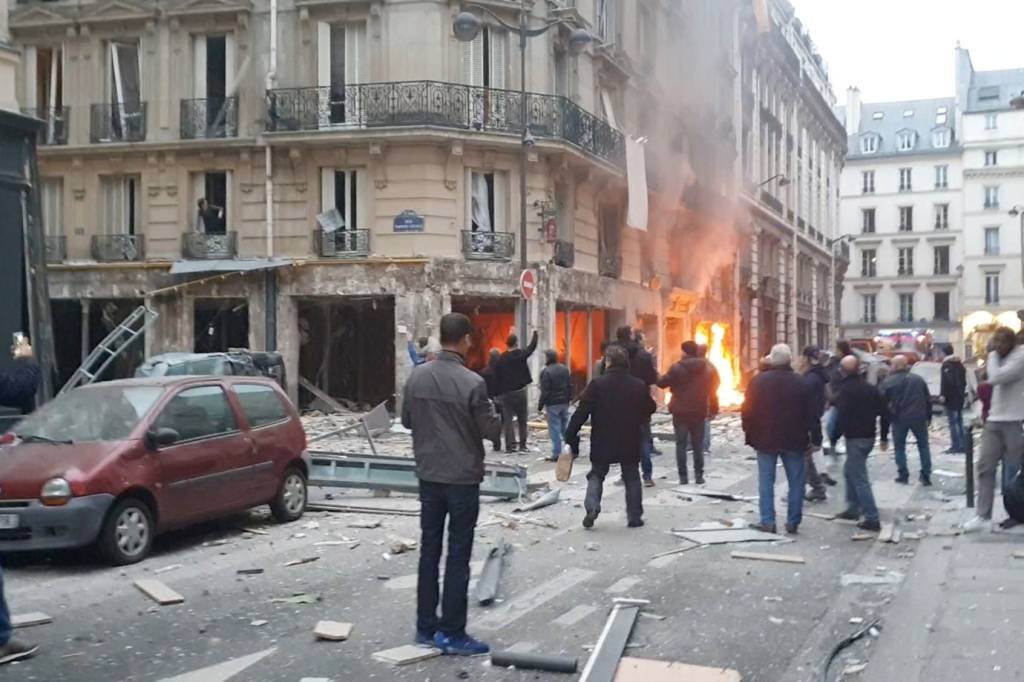 Paris: cinco feridos se encontram em estado crítico, e 24 pessoas tiveram ferimentos leves (David Bangura/Reuters)
