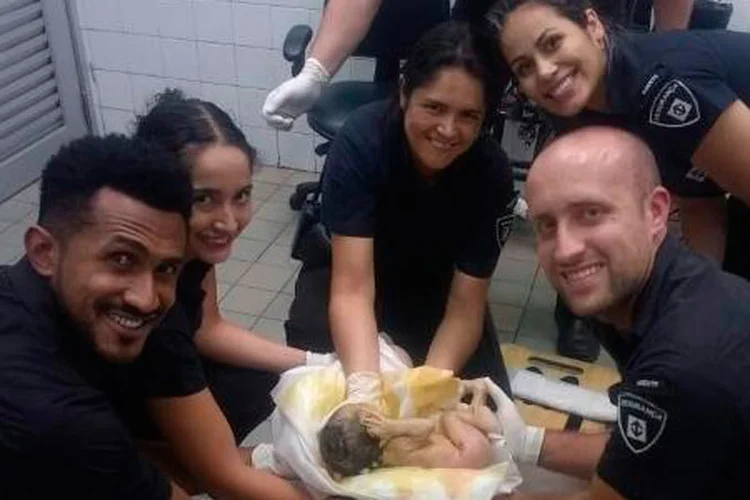 Um mulher deu à luz a um menino na tarde desta terça-feira, 15, na Estação Brás do Metrô, na região central de São Paulo (Metrô de São Paulo/Divulgação)