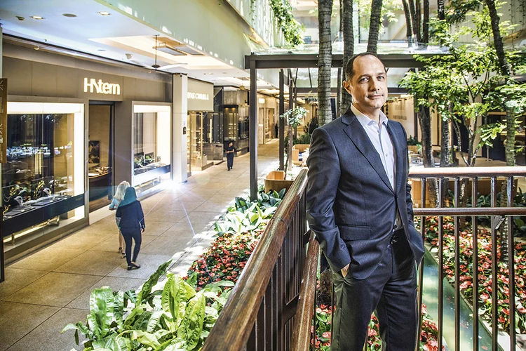 O CEO da JHSF, Thiago Alonso, no shopping Cidade Jardim, em São Paulo (Leandro Fonseca/Exame)