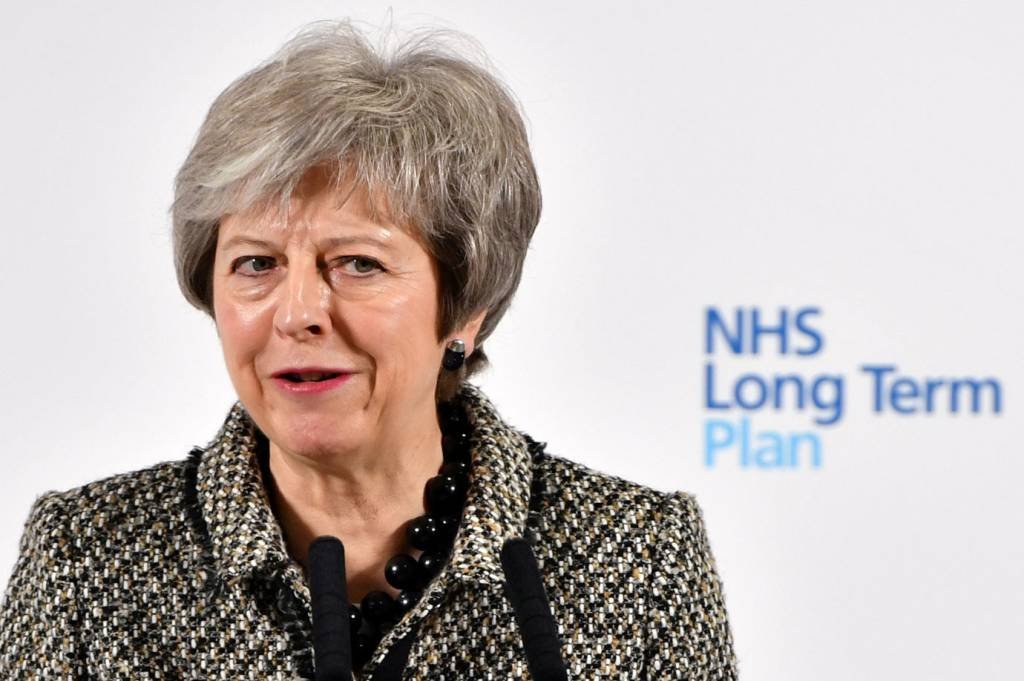 Theresa May presidirá comitê para coordenar preparativos do Brexit