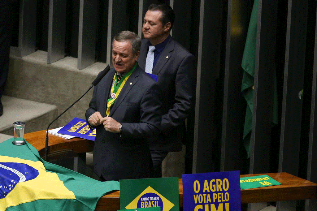 Deputado ruralista favorável à caça, vai chefiar serviço florestal