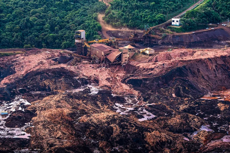 Brumadinho: Profissionais foram presos após desabamento de barragem em MG (Douglas Magno/AFP)