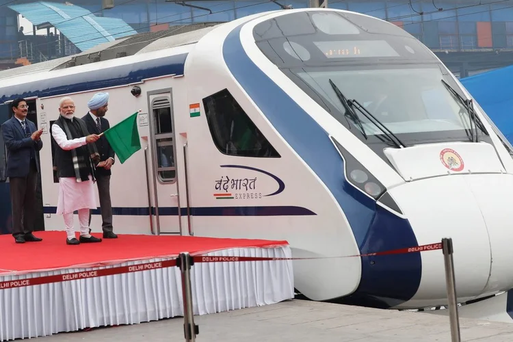 Trem de alta velocidade: a viagem teve que ser suspensa rapidamente após o meio de transporte bater em uma vaca (Adnan Abidi/Reuters)