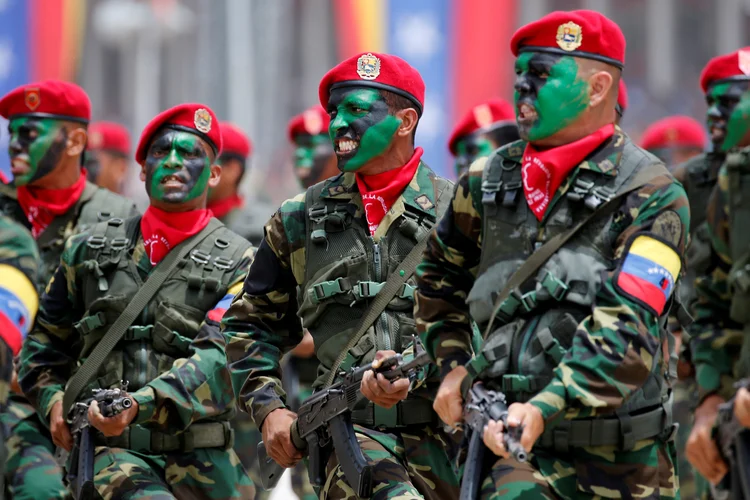 Venezuela: Trump alertará que os EUA "sabem onde está escondido o dinheiro, no mundo todo, dos militares (venezuelanos) e de suas famílias" (Carlos Jasso/Reuters)