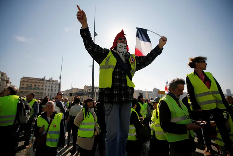 A polícia de Paris informou que mais de 100 pessoas foram presas em meio a tumultos na capital francesa (Jean-Paul Pelissier/Reuters)