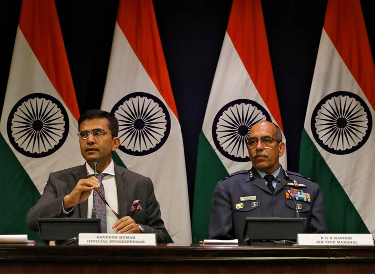 Nova Délhi e Islamabad fizeram relatos distintos sobre o enfrentamento. (Anushree Fadnavis/Reuters)