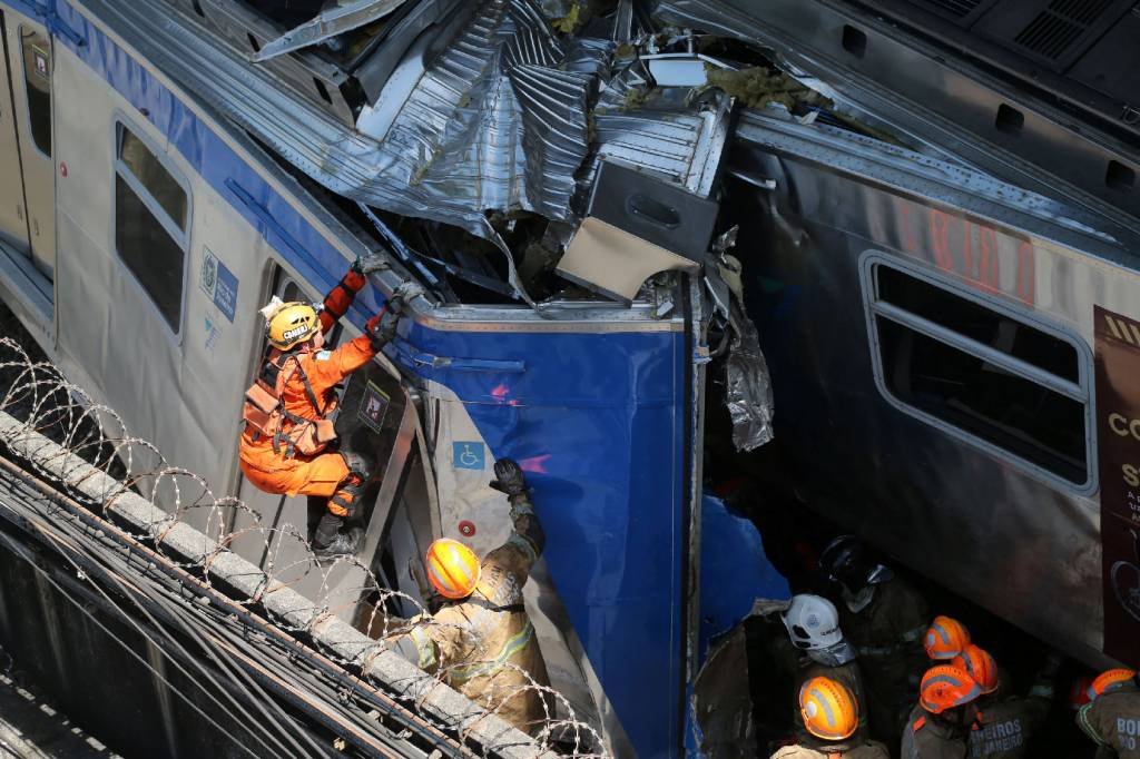 Rio de Janeiro: colisão entre dois trens deixou nove feridos (Sergio Moraes/Reuters)