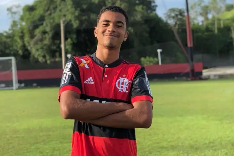 Arthur Vinicius, 14 anos, morto em incêndio no CT do Flamengo, no Rio (Reprodução/Instagram)
