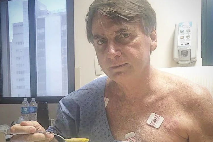 Bolsonaro: presidente apresentou melhora e entrou na dieta cremosa (Instagram/Reprodução)