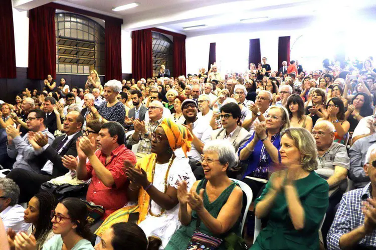 Direitos humanos no Brasil: "A função principal da Comissão é defender essas políticas de Estado de direitos humanos" (Comissão Arns/Facebook)