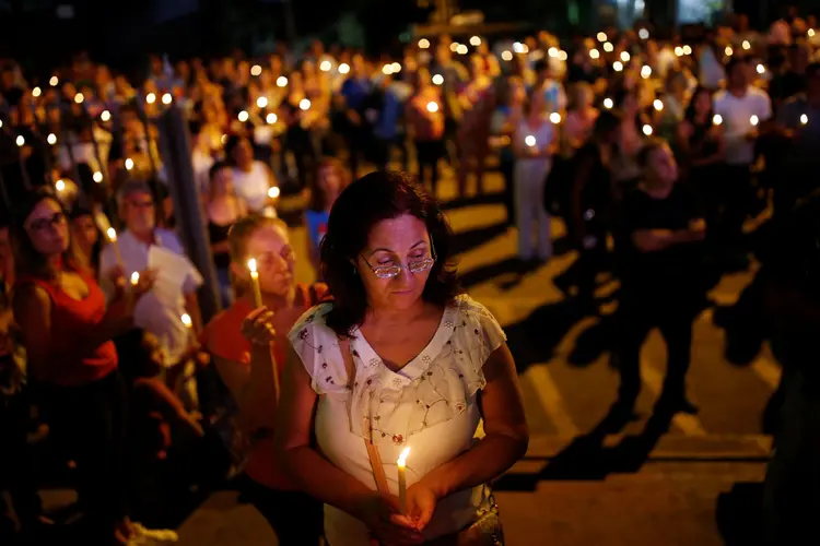 Brumadinho: familiares fazem vigília por vítimas (Adriano Machado/Reuters)